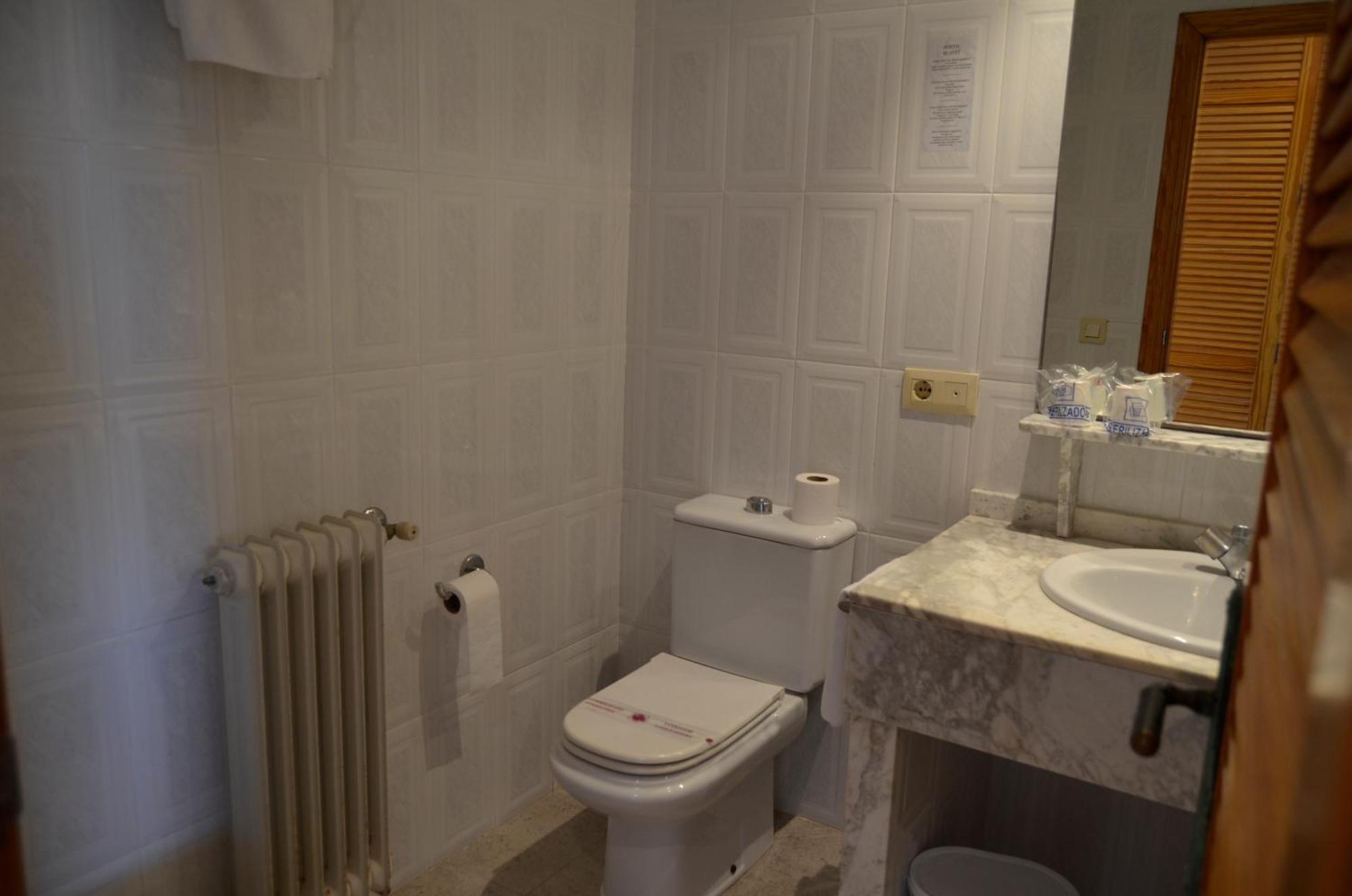 Hostal Blayet 瓦伦西亚 外观 照片